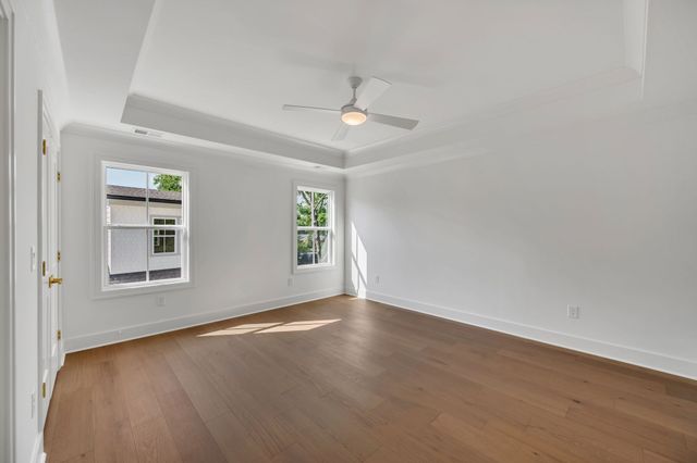 5441 Wakefield Dr, Nashville, TN 37220