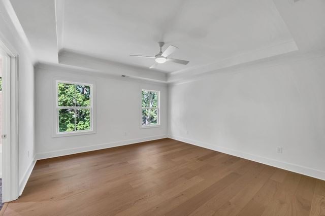 5441 Wakefield Dr, Nashville, TN 37220