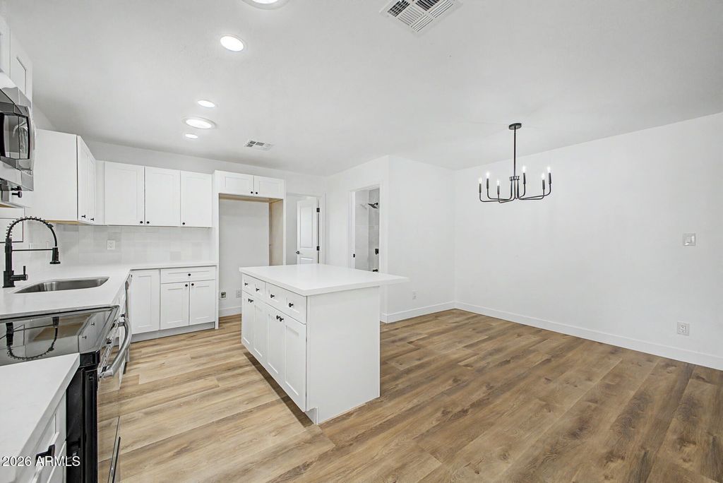 5919 E 12TH Avenue, Apache Junction, AZ 85119 — photo 5