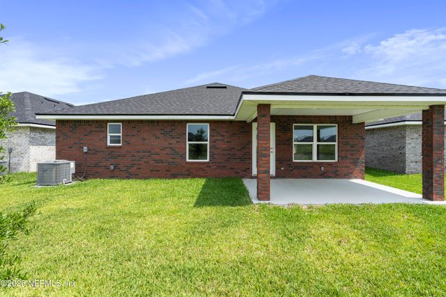 8327 HELMSLEY Boulevard, Jacksonville, FL 32219