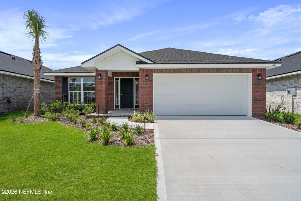 8327 HELMSLEY Boulevard, Jacksonville, FL 32219