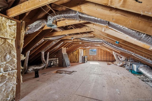 244 Water Lane S, Wantagh, NY 11793