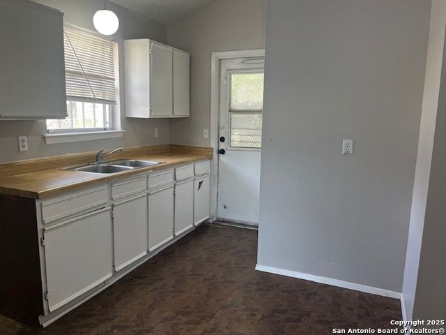 5323 Rubidoux, San Antonio, TX 78228