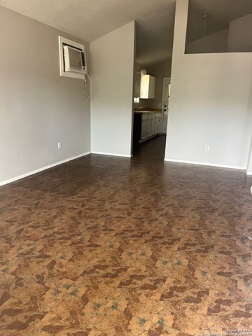 5323 Rubidoux, San Antonio, TX 78228