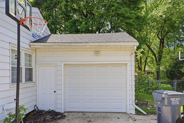 2046 Gerald Street, Benton Harbor, MI 49022