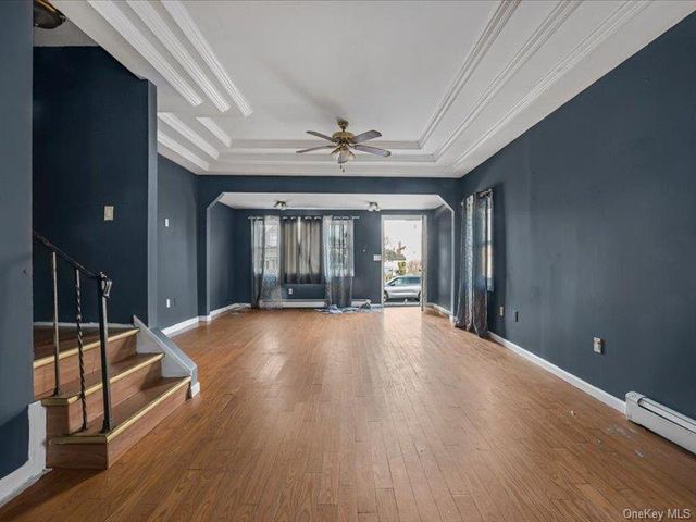 91 Elzey Avenue, Elmont, NY 11003