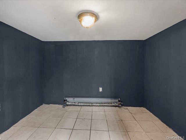 91 Elzey Avenue, Elmont, NY 11003