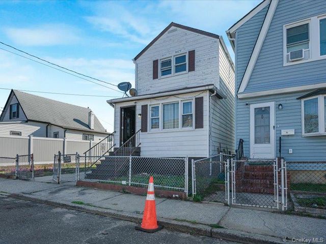 91 Elzey Avenue, Elmont, NY 11003