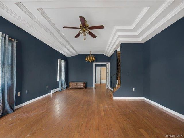 91 Elzey Avenue, Elmont, NY 11003