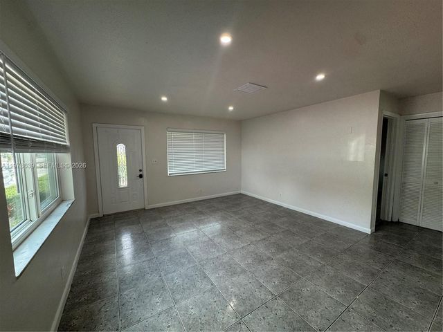 6322 Eaton St 1-2, Hollywood, FL 33024