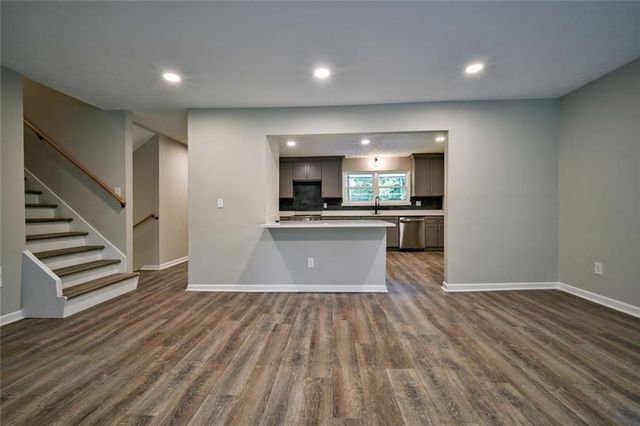 3053 Brook Lane, Rex, GA 30273