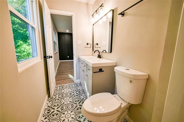 3053 Brook Lane, Rex, GA 30273