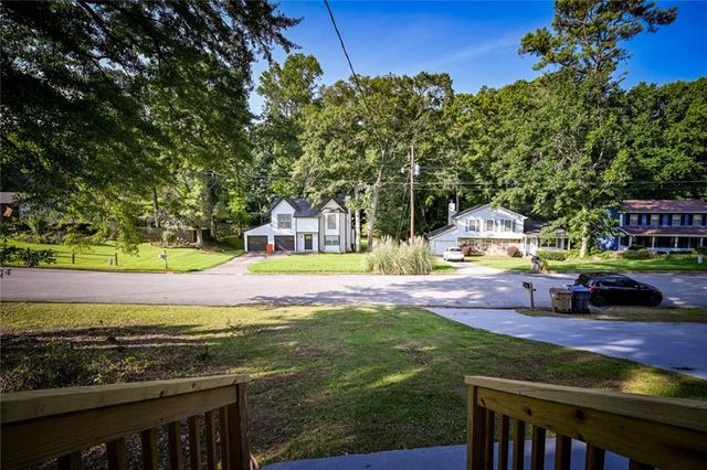 3053 Brook Lane, Rex, GA 30273