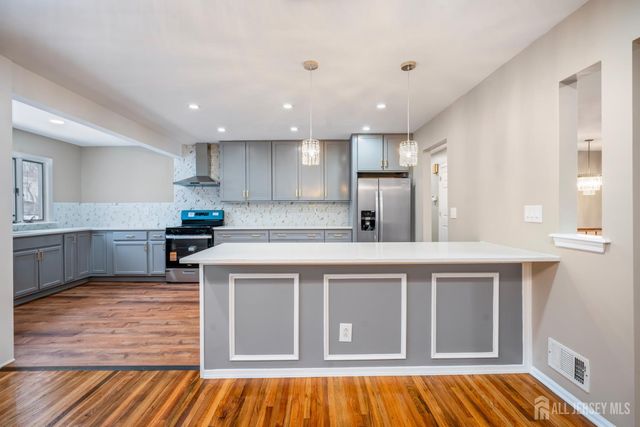 61 Flagler Street, East Brunswick, NJ 08816