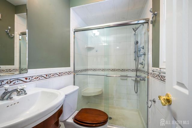 61 Flagler Street, East Brunswick, NJ 08816