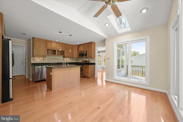 8649 GOLDENSTRAW LN, Columbia, MD 21045