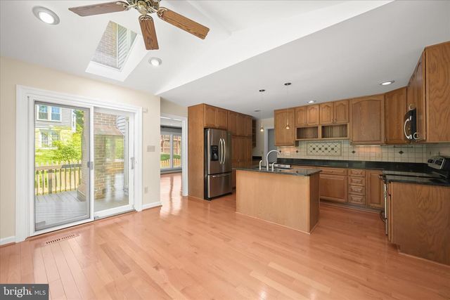 8649 GOLDENSTRAW LN, Columbia, MD 21045