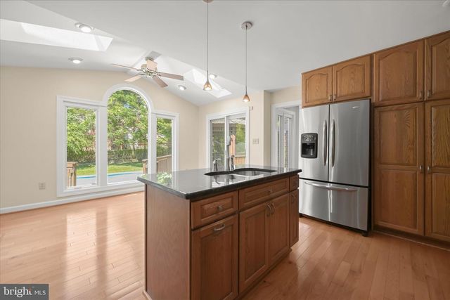 8649 GOLDENSTRAW LN, Columbia, MD 21045