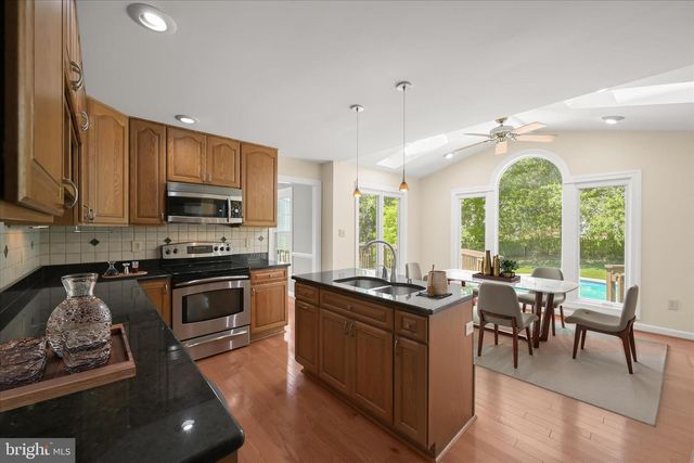 8649 GOLDENSTRAW LN, Columbia, MD 21045
