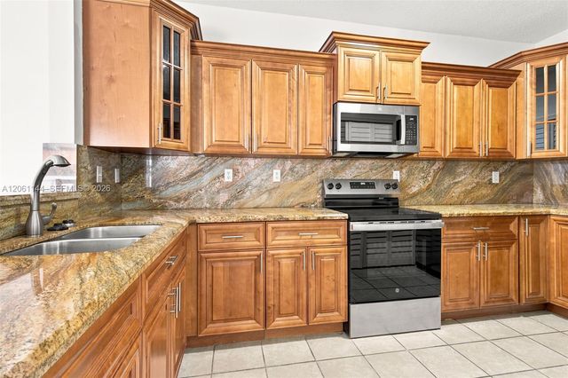 14720 SW 141st Ter, Miami, FL 33196
