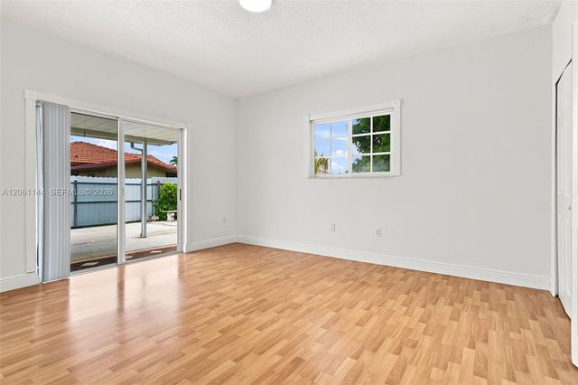 14720 SW 141st Ter, Miami, FL 33196
