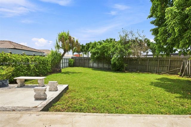 14720 SW 141st Ter, Miami, FL 33196