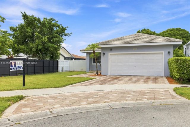 14720 SW 141st Ter, Miami, FL 33196