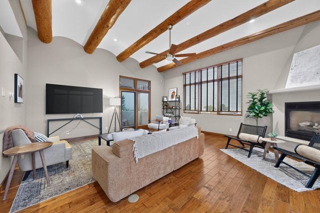 10901 Elena Drive NE, Albuquerque, NM 87122
