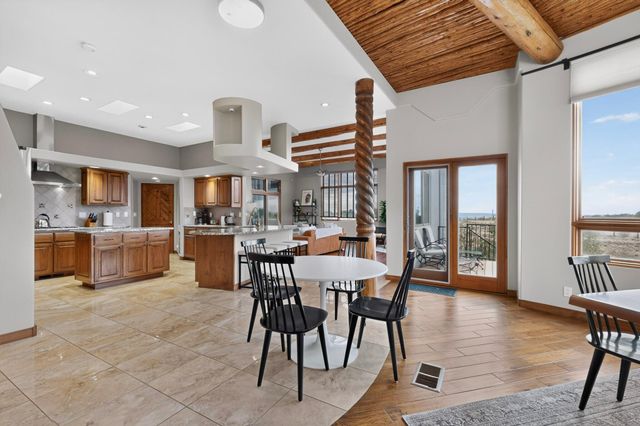 10901 Elena Drive NE, Albuquerque, NM 87122