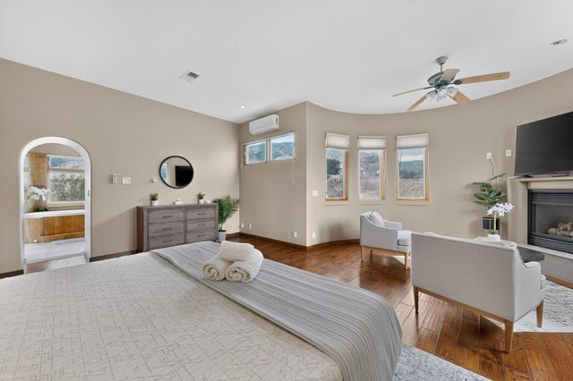10901 Elena Drive NE, Albuquerque, NM 87122
