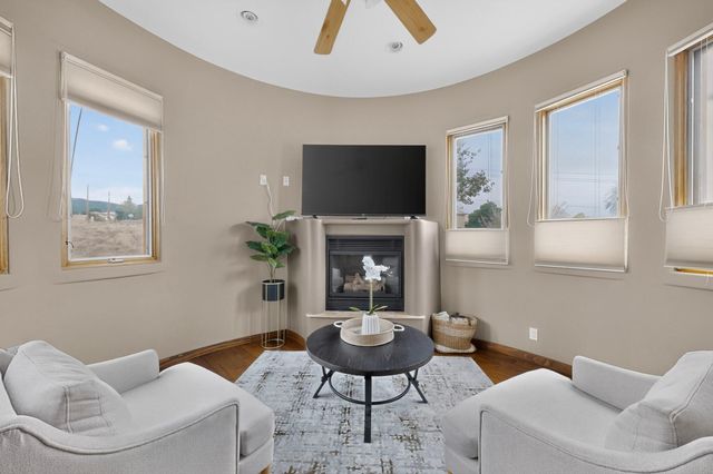 10901 Elena Drive NE, Albuquerque, NM 87122
