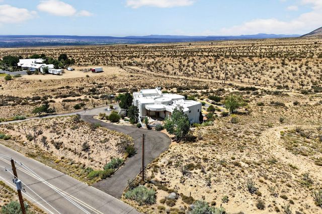 10901 Elena Drive NE, Albuquerque, NM 87122