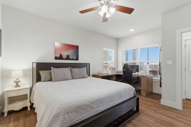 824 E Northside Drive, Pilot Point, TX 76258