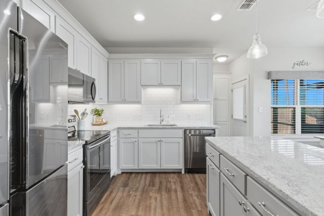 824 E Northside Drive, Pilot Point, TX 76258