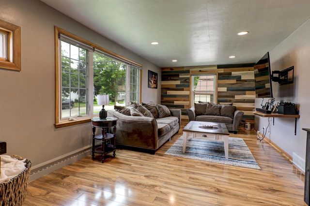 209 E 2ND STREET, Kimberly, WI 54136