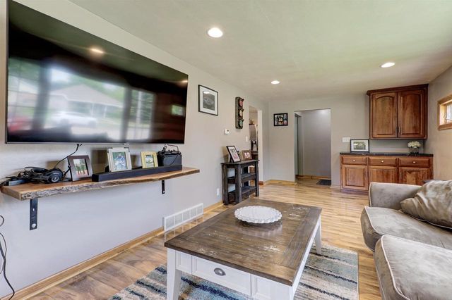 209 E 2ND STREET, Kimberly, WI 54136
