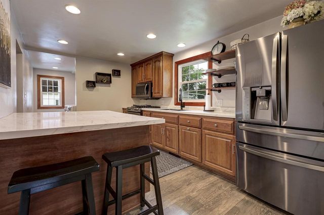209 E 2ND STREET, Kimberly, WI 54136