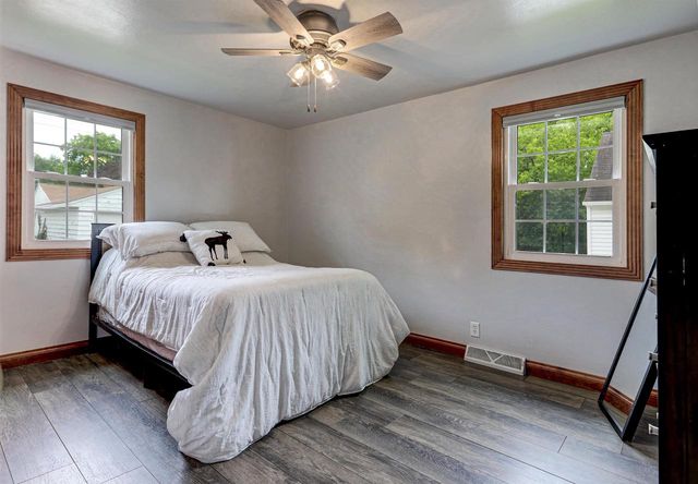 209 E 2ND STREET, Kimberly, WI 54136