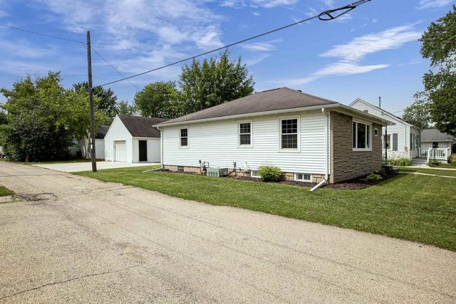 209 E 2ND STREET, Kimberly, WI 54136
