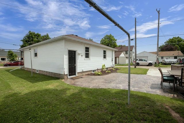209 E 2ND STREET, Kimberly, WI 54136