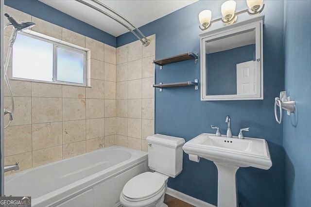 136 Peachtree Memorial Drive NW RI 5, Atlanta, GA 30309