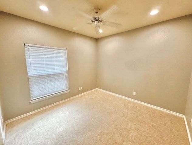 631 Texas Street, Denton, TX 76209