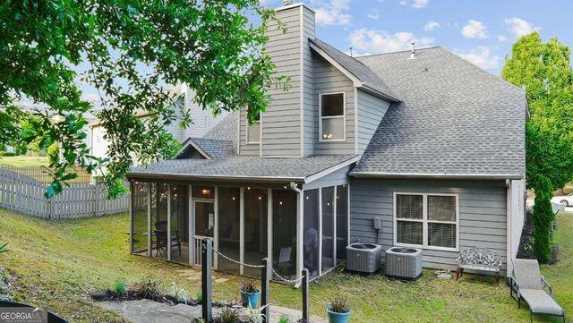 375 Fairpointe Place, Suwanee, GA 30024