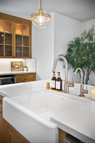 2712 Cazadero, Carlsbad, CA 92009