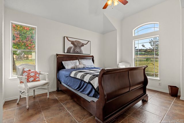 406 Cherry Mountain Loop, Fredericksburg, TX 78624