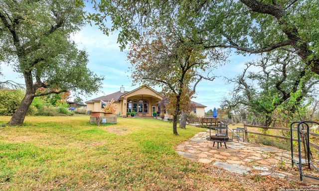 406 Cherry Mountain Loop, Fredericksburg, TX 78624
