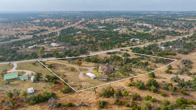 406 Cherry Mountain Loop, Fredericksburg, TX 78624