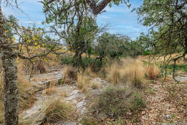 406 Cherry Mountain Loop, Fredericksburg, TX 78624
