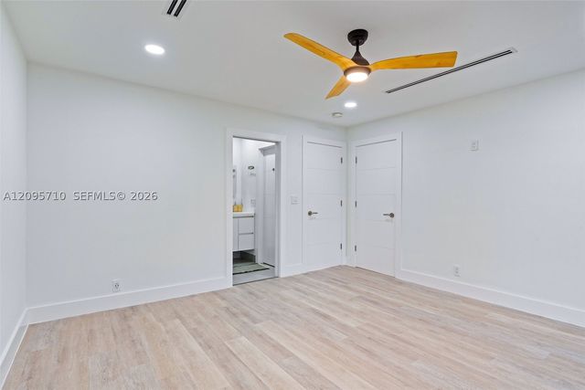 1369 W 69th St, Hialeah, FL 33014