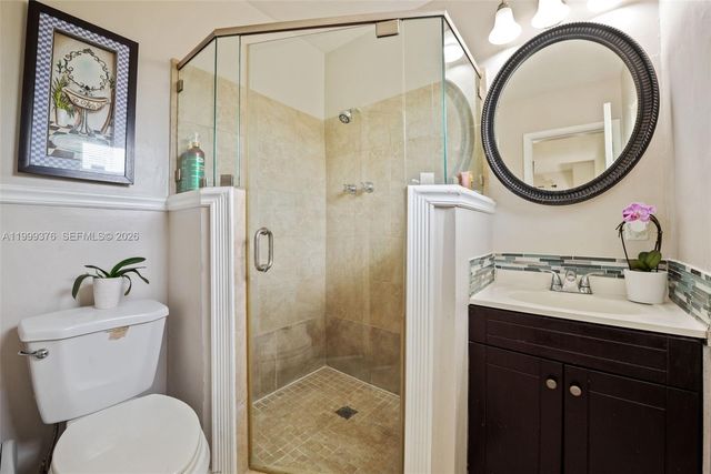 911 SW 51st Ave, Plantation, FL 33317